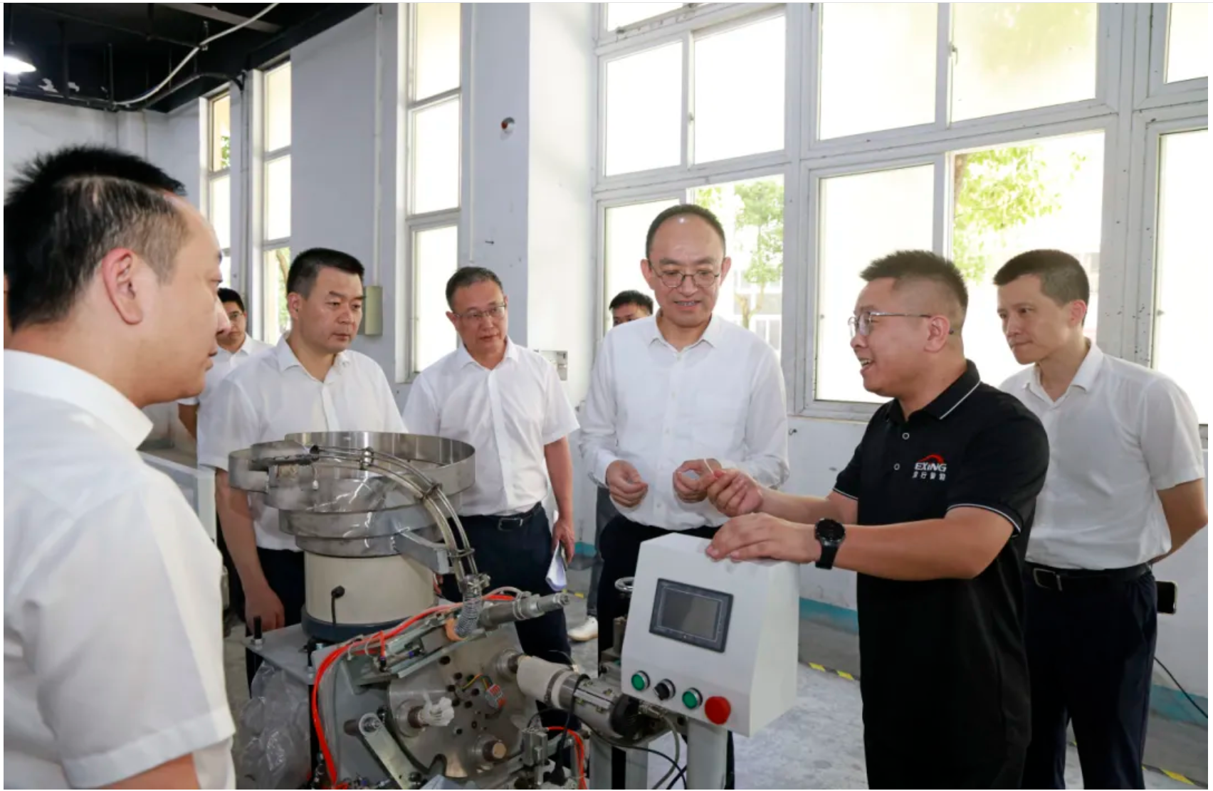 Secretary Meng Xiaobin visits Yixing Intelligent Equipment